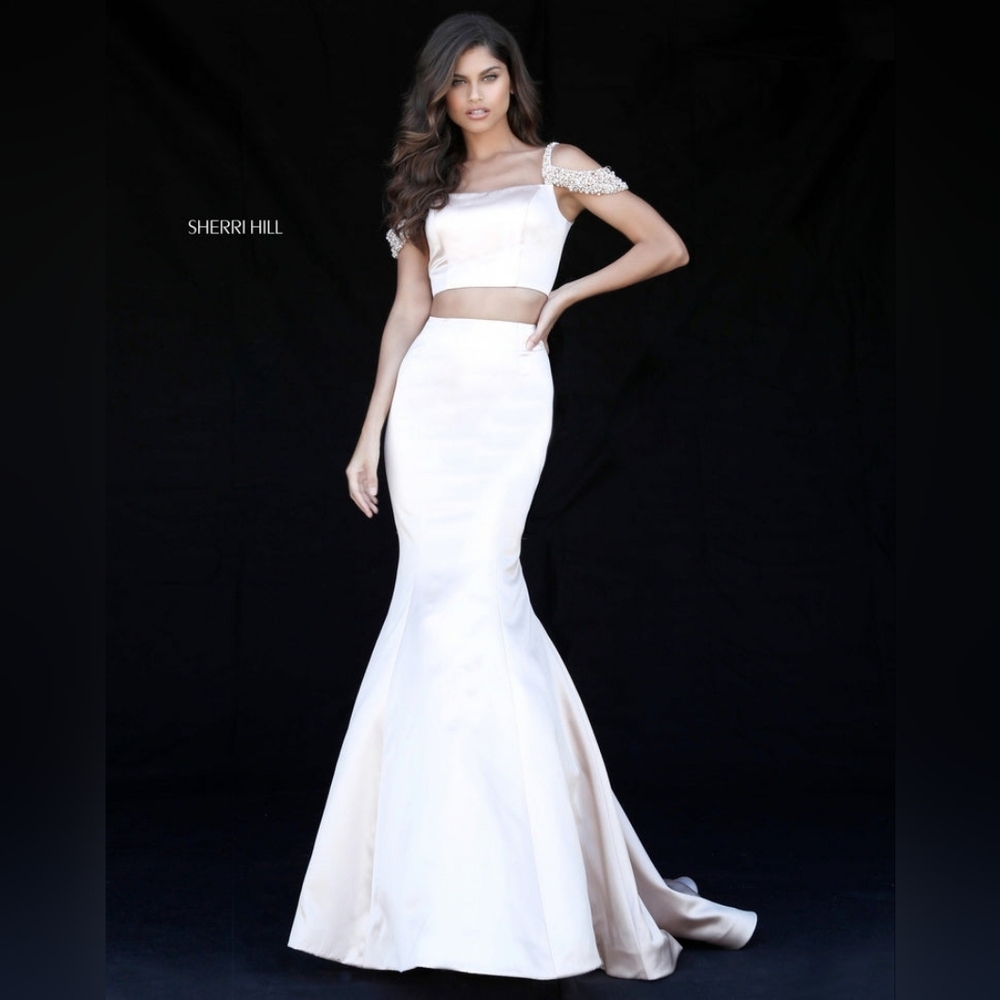 Sherri Hill #51713 BLACK Two-Piece Fully Beaded Prom Gown, Size 0 - Picture 3 of 7